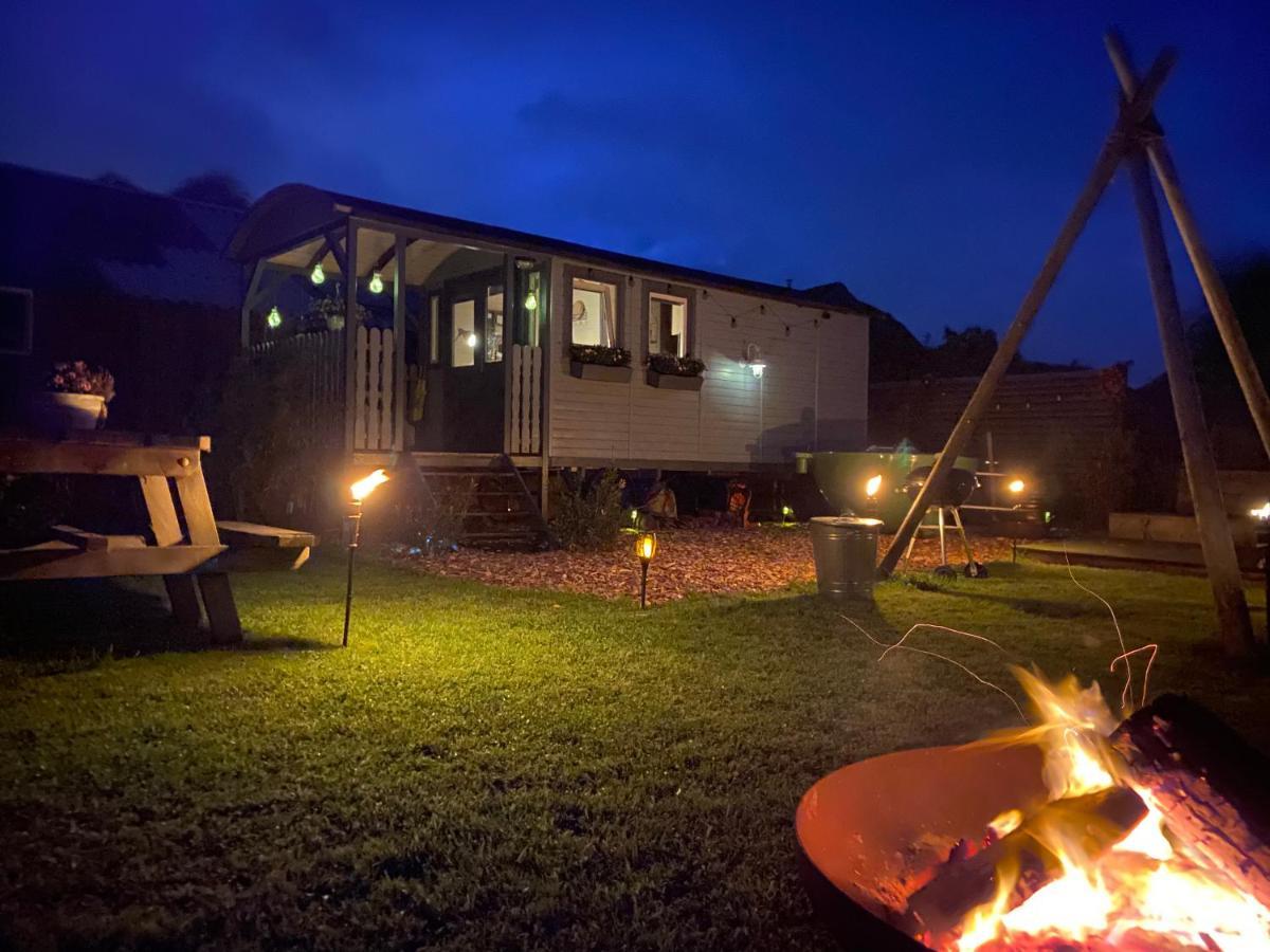 Bed and Breakfast Pipowagen Mammaloe Wijhe Esterno foto